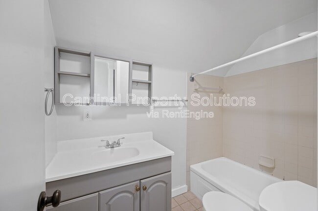 Building Photo - 1315 Paxton Ave