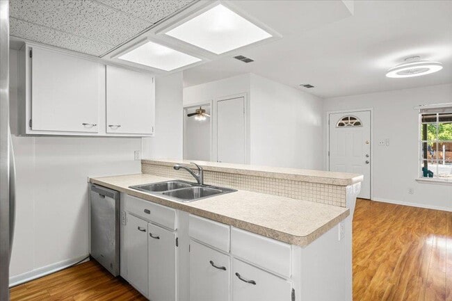 Building Photo - 7707 Watson St