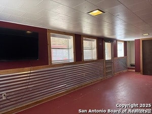 Building Photo - 3058 Westview Dr