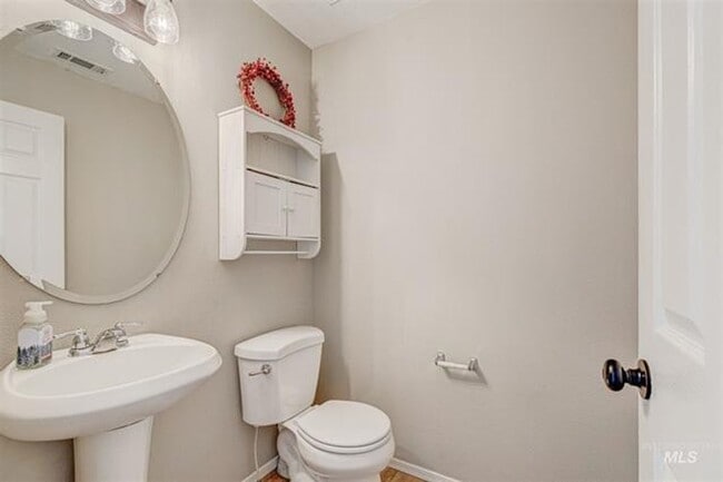 Building Photo - 5 Bedroom Home in South Boise _ Community ...