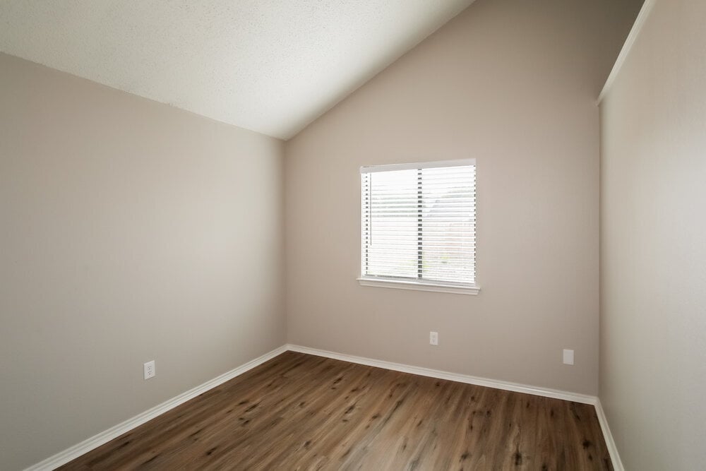 Building Photo - 605 Cox St