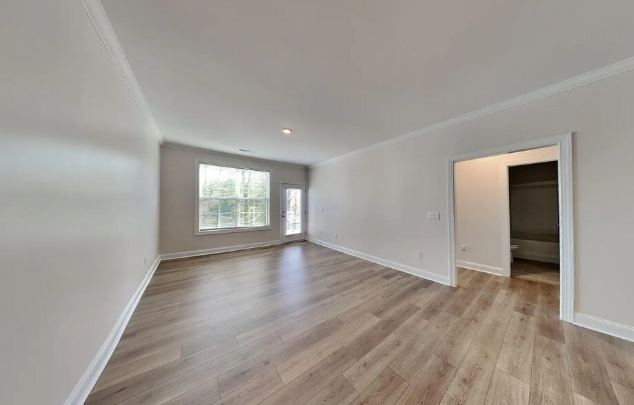 Building Photo - 2214 Sugar Cone Way