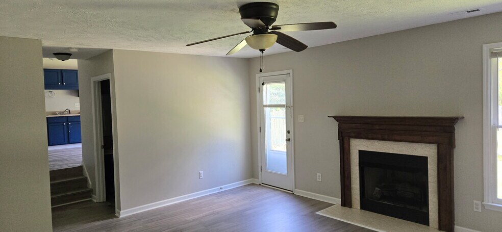 Living Room - 804 Zadock Dr