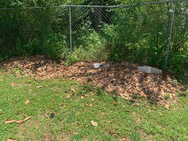 Building Photo - 216 E Church St