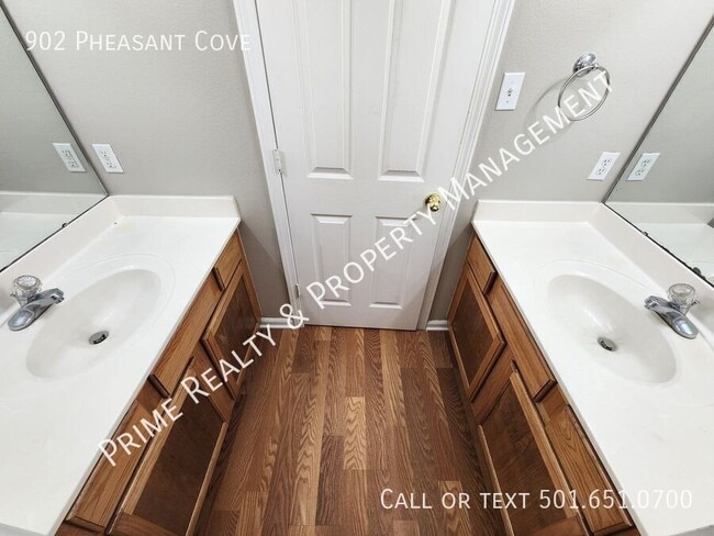 Building Photo - 902 Pheasant Cove