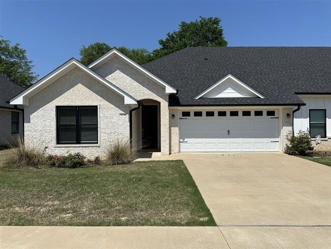 Primary Photo - Magnolia Park #10722