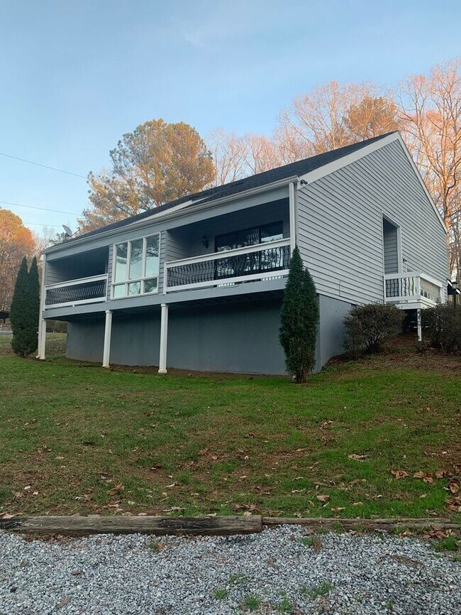 North High School 3822 Smithtown Rd Suwanee GA 30024