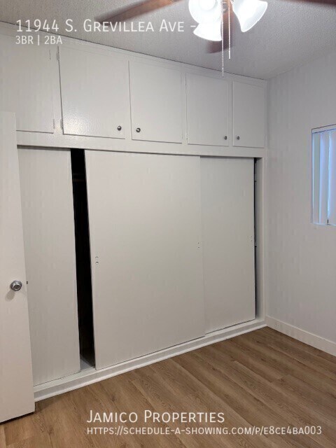 Building Photo - 11944 S Grevillea Ave