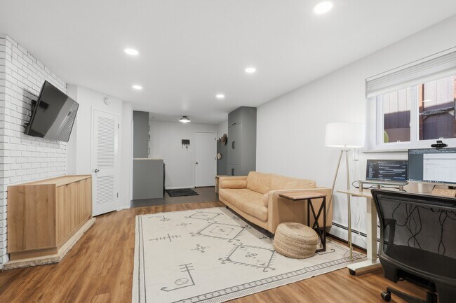 Building Photo - 7105 W 34th Pl