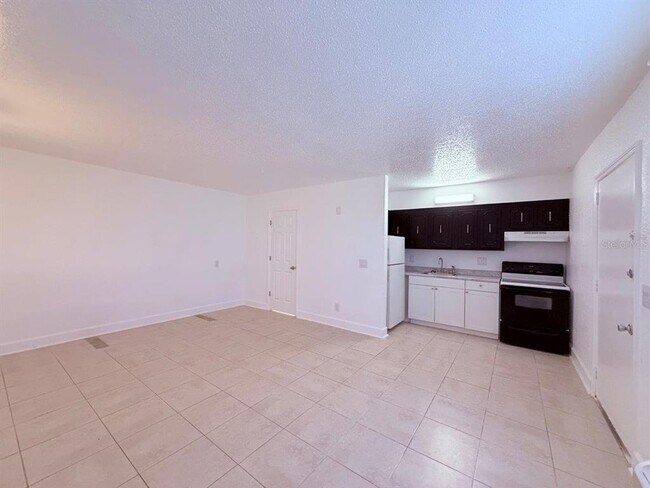 Building Photo - 3301 58th Ave S