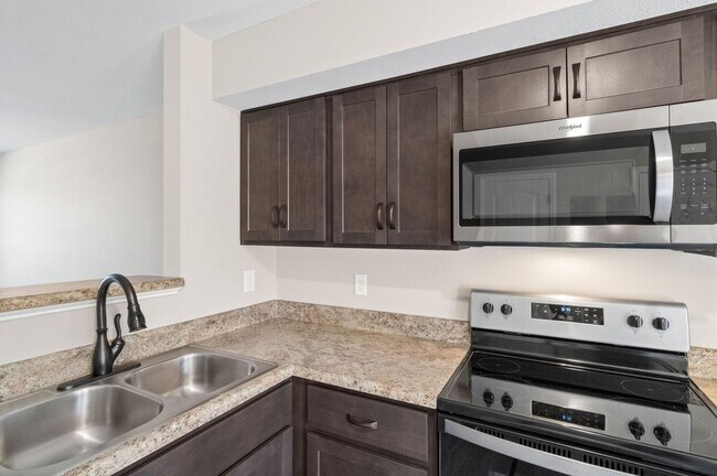 Building Photo - Ziva Ln - 1111