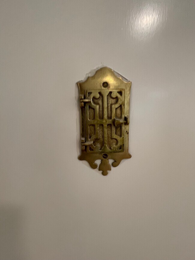 Building Photo - 3624 S Hills Ave