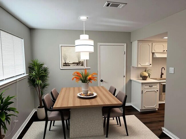 Building Photo - 6439 Oaknut Dr