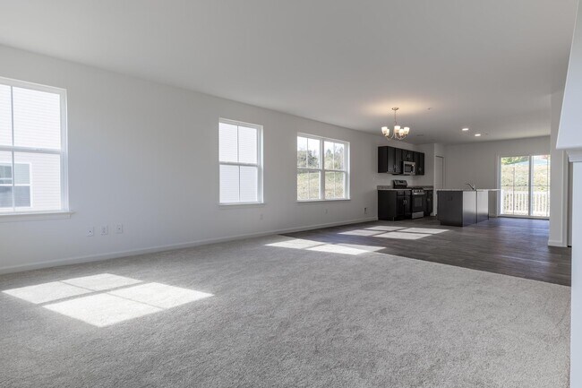 Building Photo - Brand New End Unit 3 bed, 2.5 bath townhome in Carlisle!