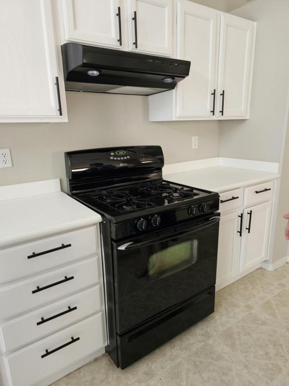 Building Photo - 5820 N Ivy Trellis St