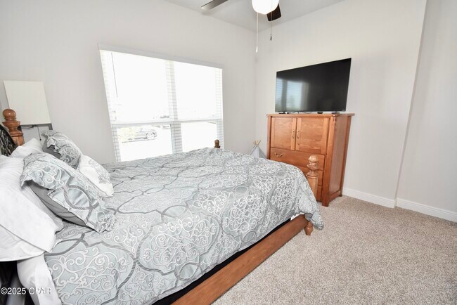 Building Photo - 4858 Sweetspire Dr