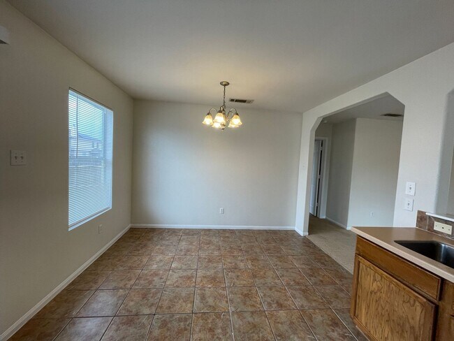 Building Photo - 3-Bedroom House for Rent in Killeen
