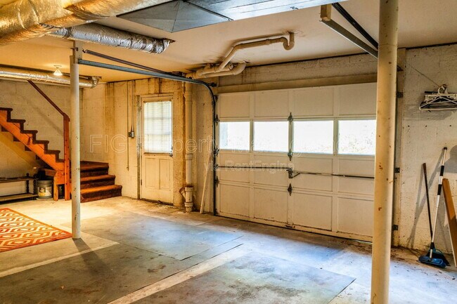 Building Photo - 4225 Buffat Mill Rd