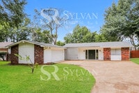 Building Photo - At Last, This Is What You Have Been Search...