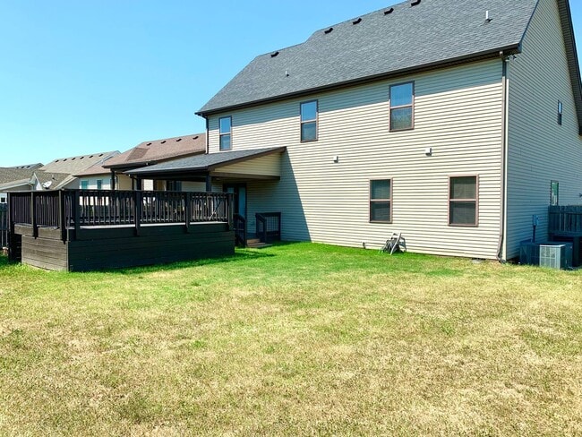Building Photo - 3488 Sikorsky Ln