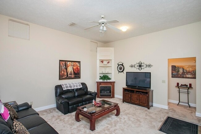 Building Photo - 1508 Clover Ct