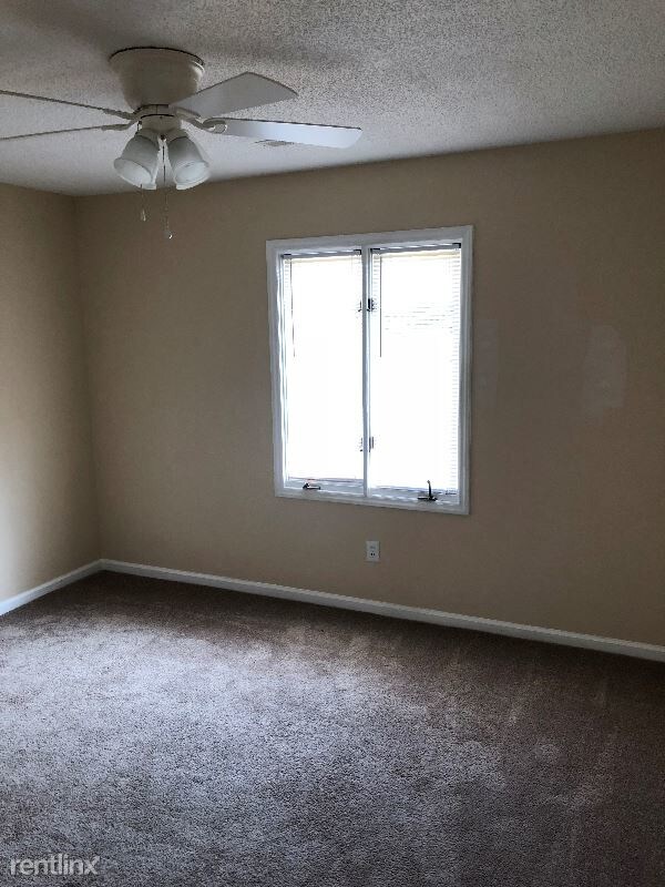 Building Photo - 2 br, 2 bath Condo - 2108 Tiffany Drive