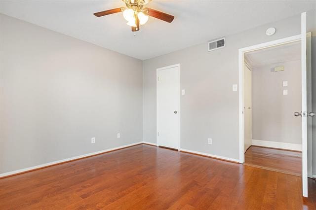 Building Photo - 5934 Sandhurst Ln