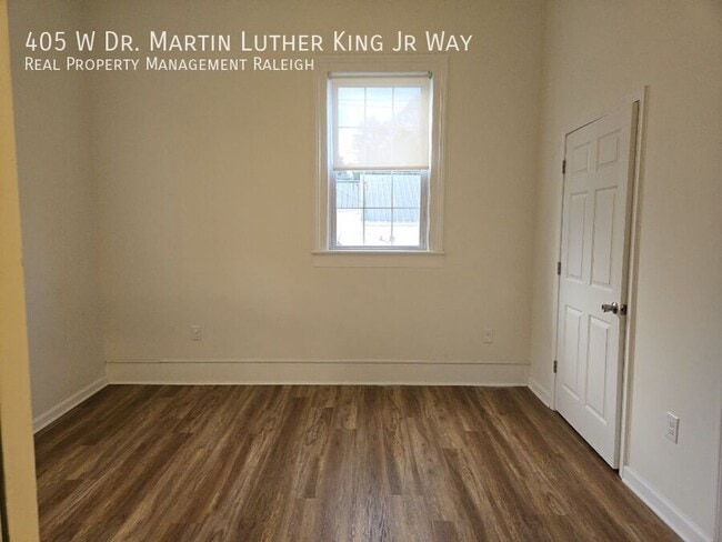 Building Photo - 405 W Dr. Martin Luther King Jr. Way