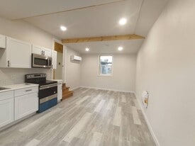 Building Photo - 4510 SE 99th Ave