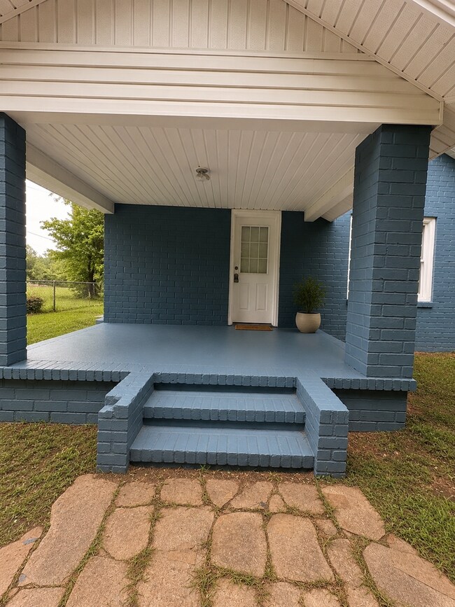 Building Photo - 3726 Irwinton Rd