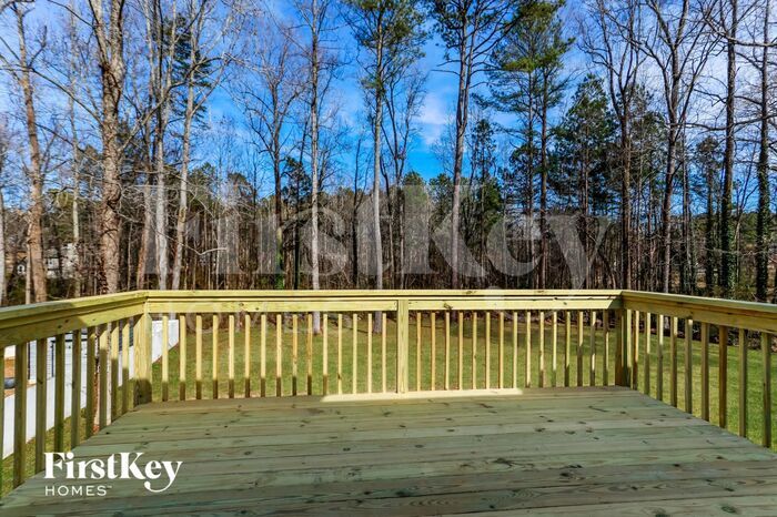 Building Photo - 424 Ridgemont Dr
