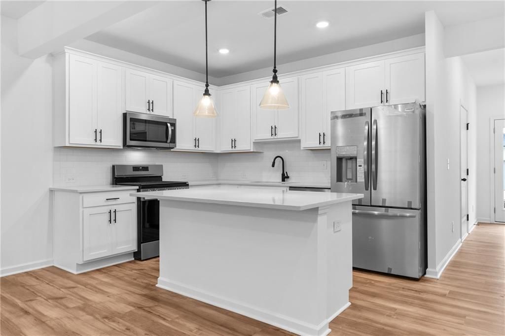 Building Photo - 1637 Winpost Ln NW