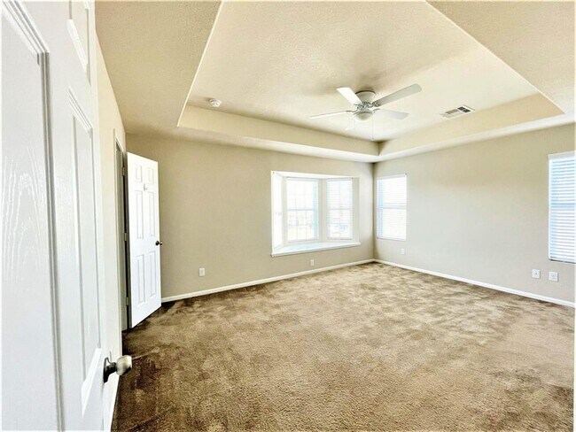 Building Photo - 14918 Rustler Gate Ln