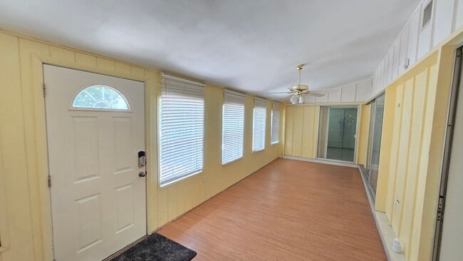 Building Photo - Charming 2BR/2BA Annual Rental in Southgate