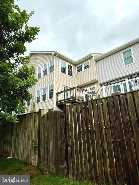 Building Photo - 20 Dunlap Dr