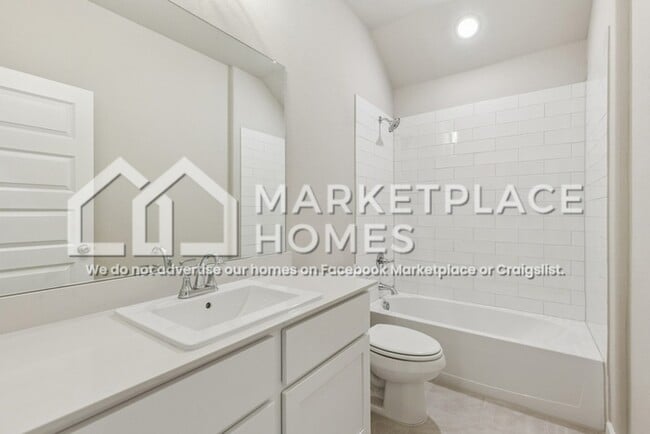 Building Photo - 1428 Ranchero Rodeo Rd