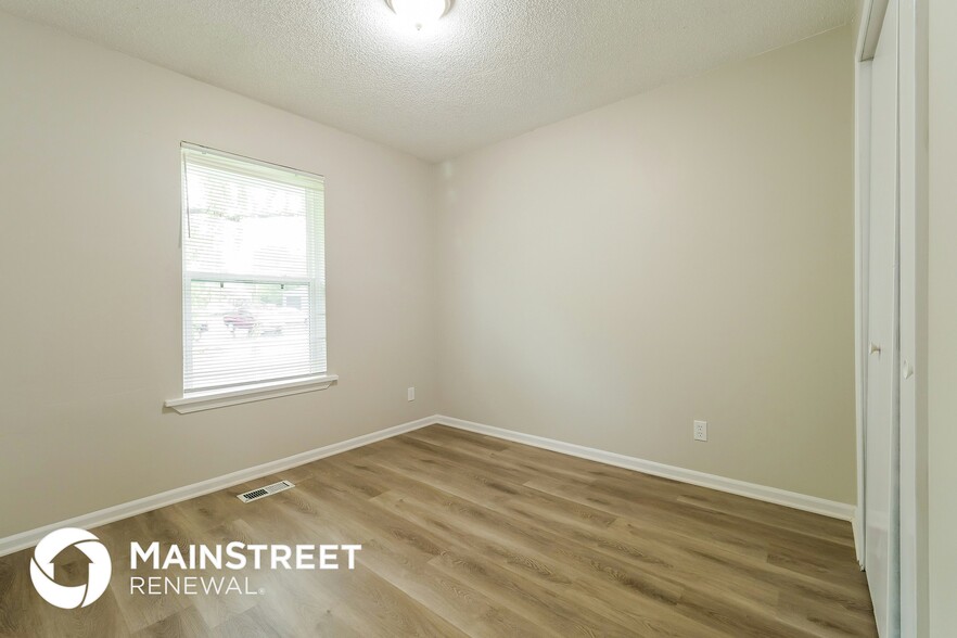 Building Photo - 713 Pawnee St