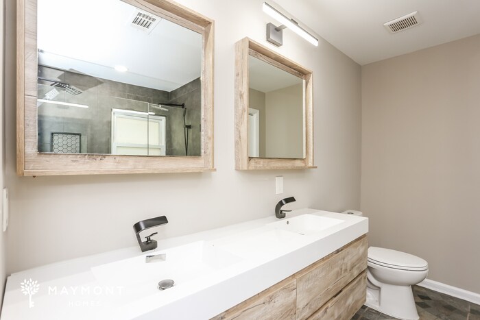 Building Photo - 1730 Timothy Dr SW