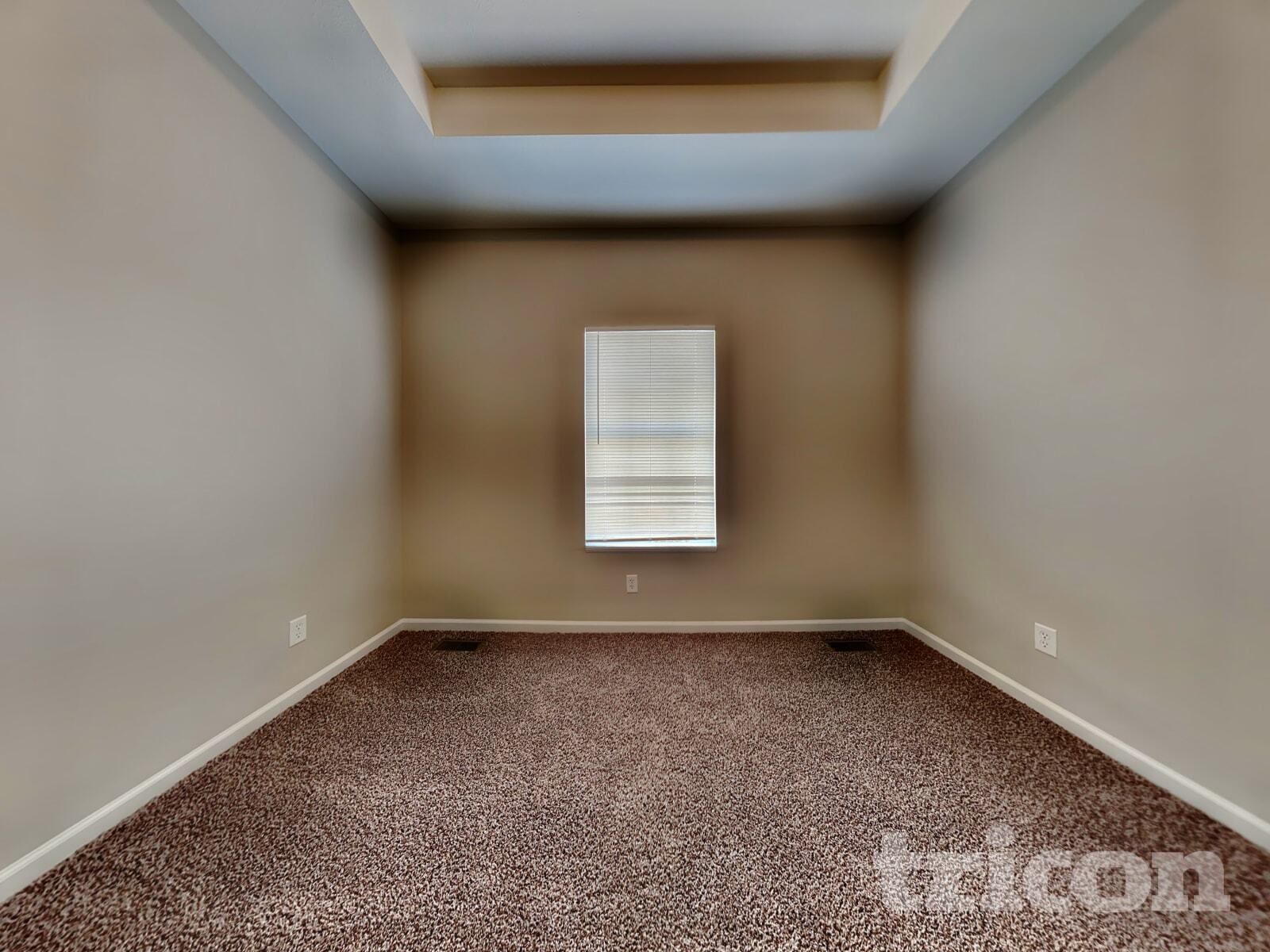 Building Photo - 4682 Bayview Dr