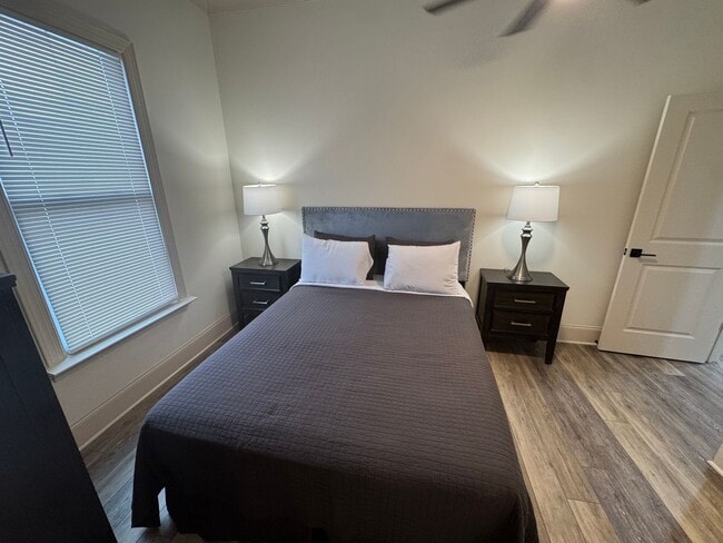 Building Photo - Fully Renovated Home just minutes from Downtown Rock Hill