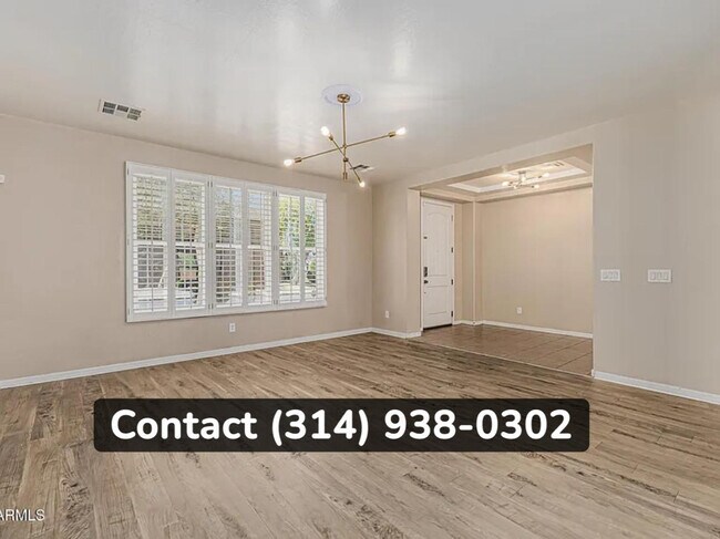 Building Photo - 6705 S 40th Ave