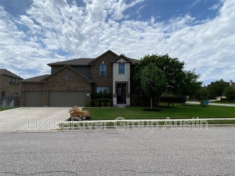 Building Photo - 2917 Rambling Creek Ln