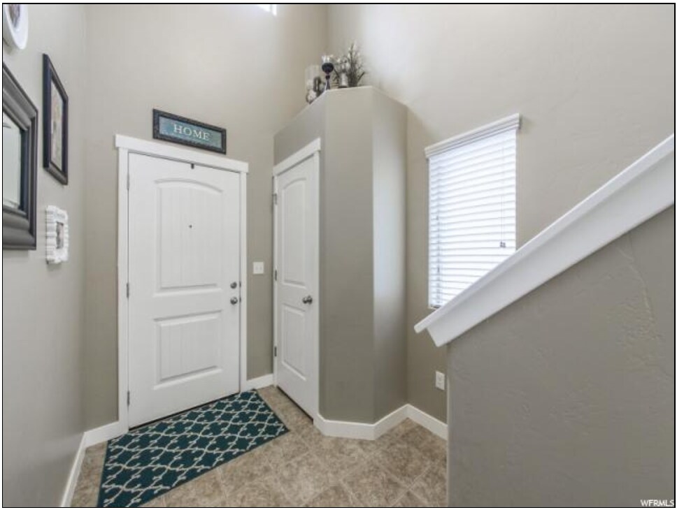 Building Photo - 2668 Cottonwood Dr