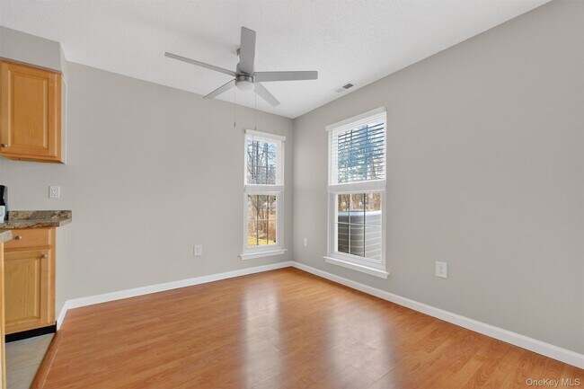 Building Photo - 111 Cartwheel Ct