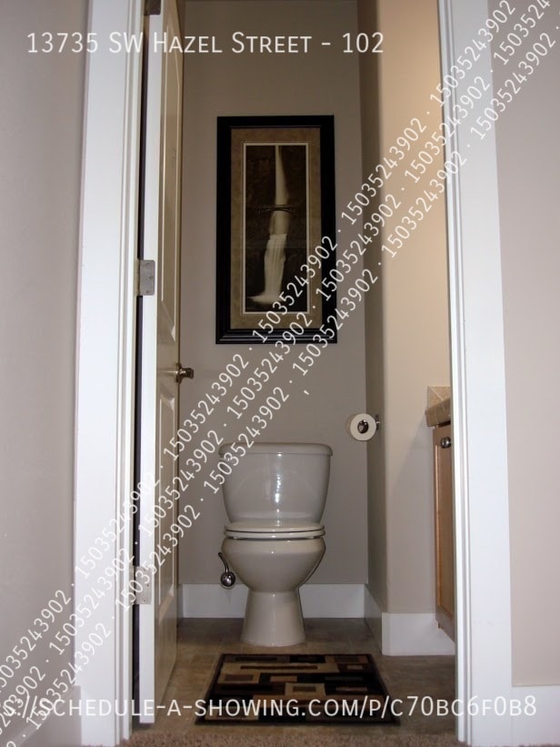 Building Photo - 13735 SW Hazel St