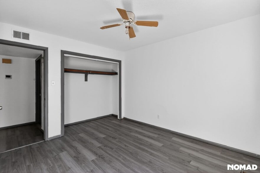 Building Photo - 1133 Kentucky St SE