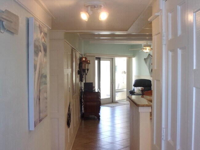 Building Photo - 5650-5A1A A1A S