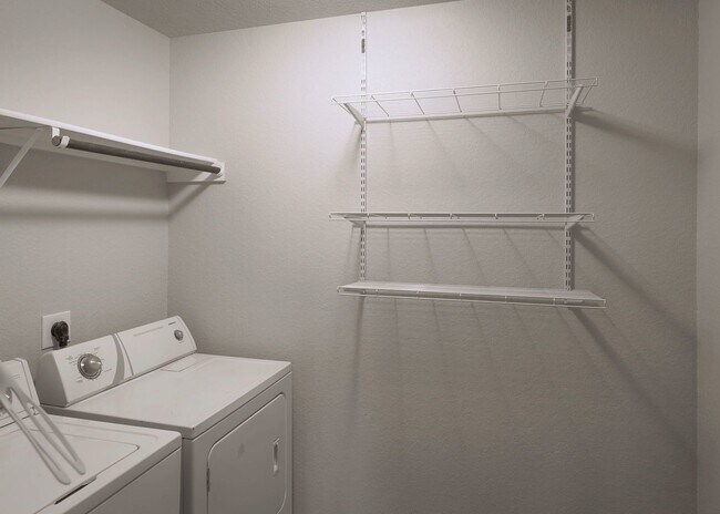 Building Photo - Beautiful 3 Bedroom Home in Voss Farms—Open Floor Plan & Great Outdoor Space!