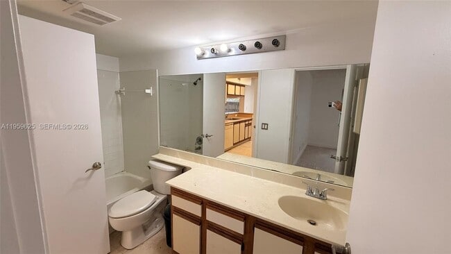 Building Photo - 5612 Rock Island Rd