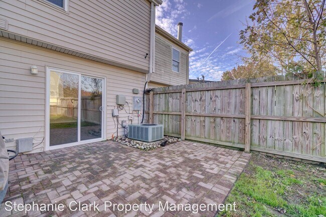 Building Photo - 2 br, 2 bath House - 1463 Sangaree Circle